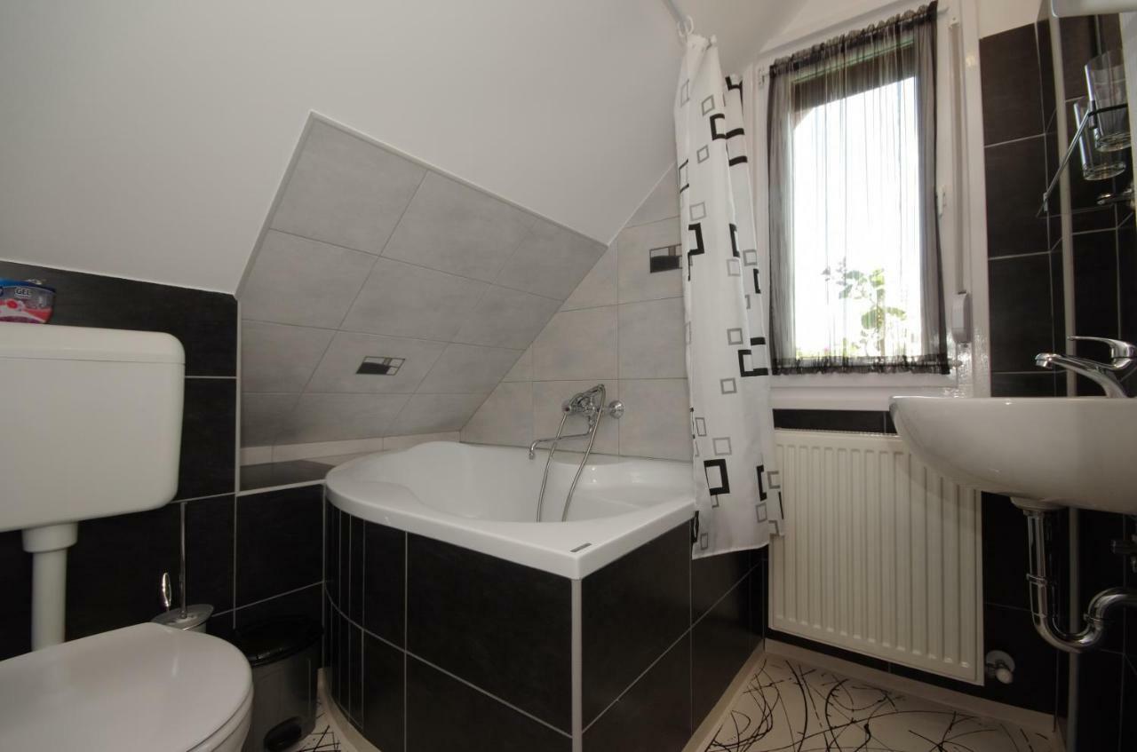 Matyas Apartmanhaz Gyula